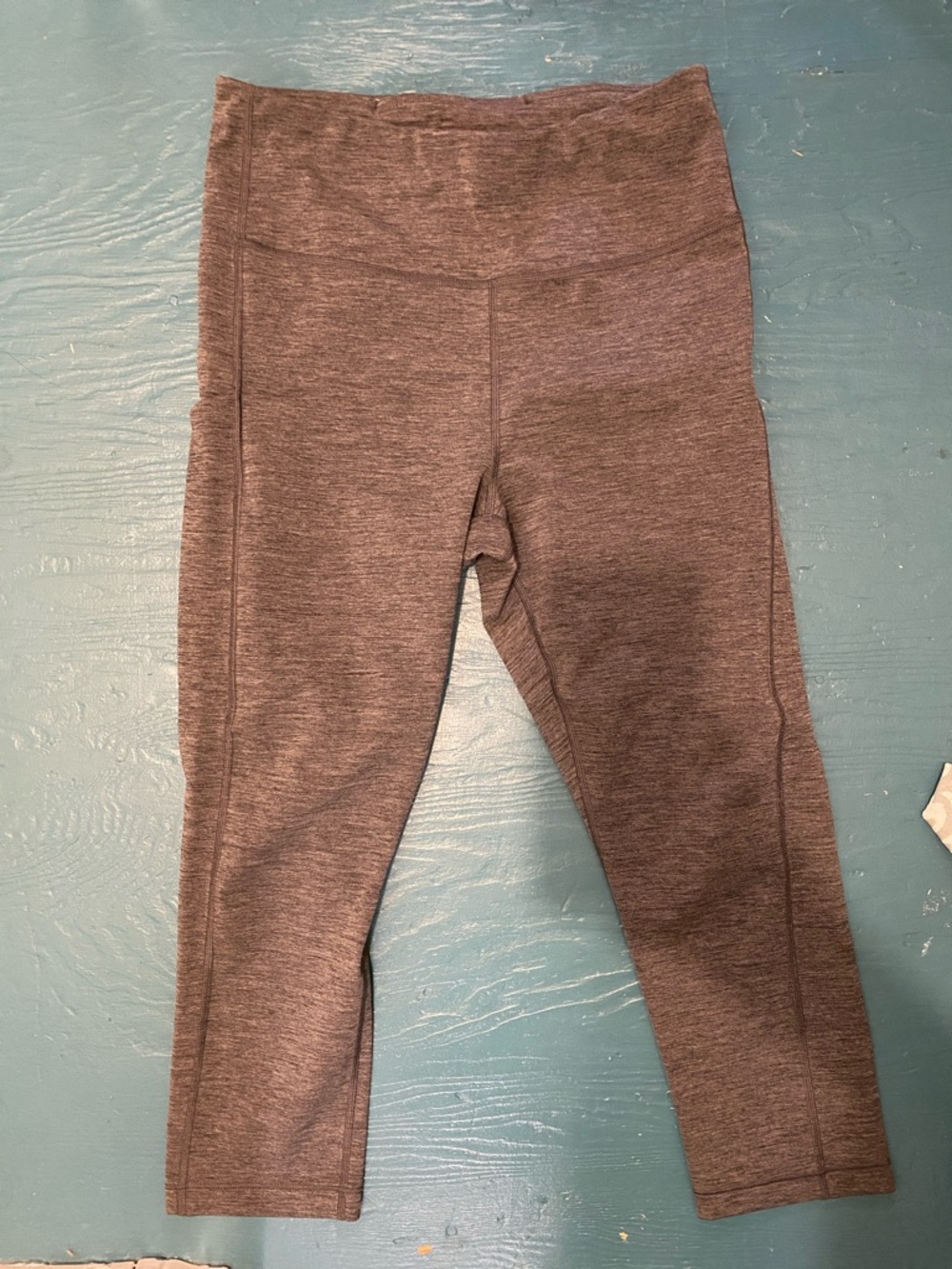 Athleta Heathered Gray Capris